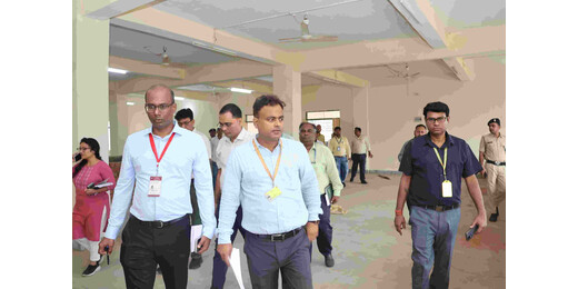 लखीसराय : मतगणना केंद्र की तैयारियों का डीएम ने किया निरीक्षण, सुरक्षा व पारदर्शिता पर जोर